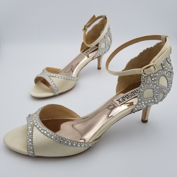 Badgley Mischka Gillian Ankle Strap Open Toe Satin Evening Shoes, Ivory, Size 7 - Picture 6 of 16
